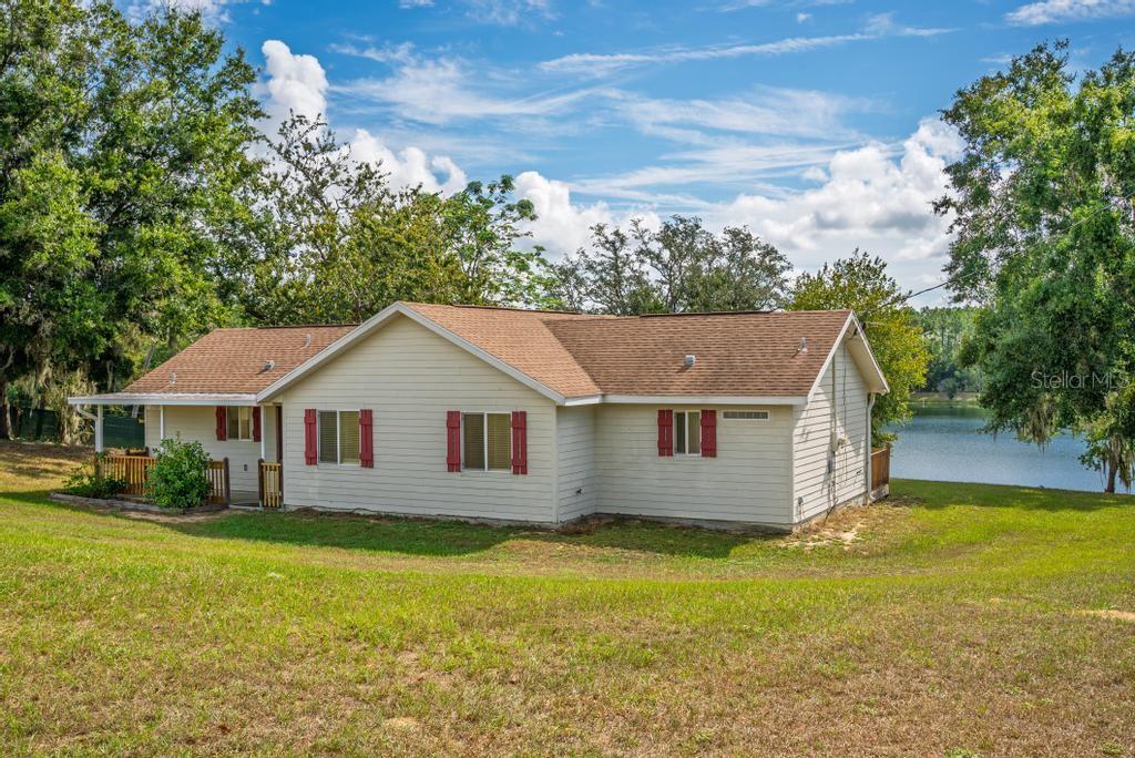 Image 43 of 53 For 15585 170th Avenue