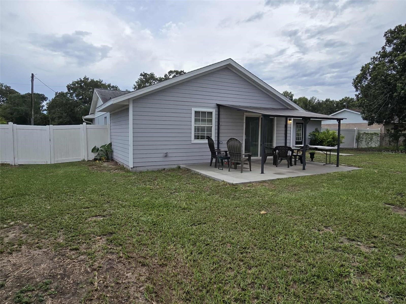 Image 4 of 21 For 9445 119th Lane