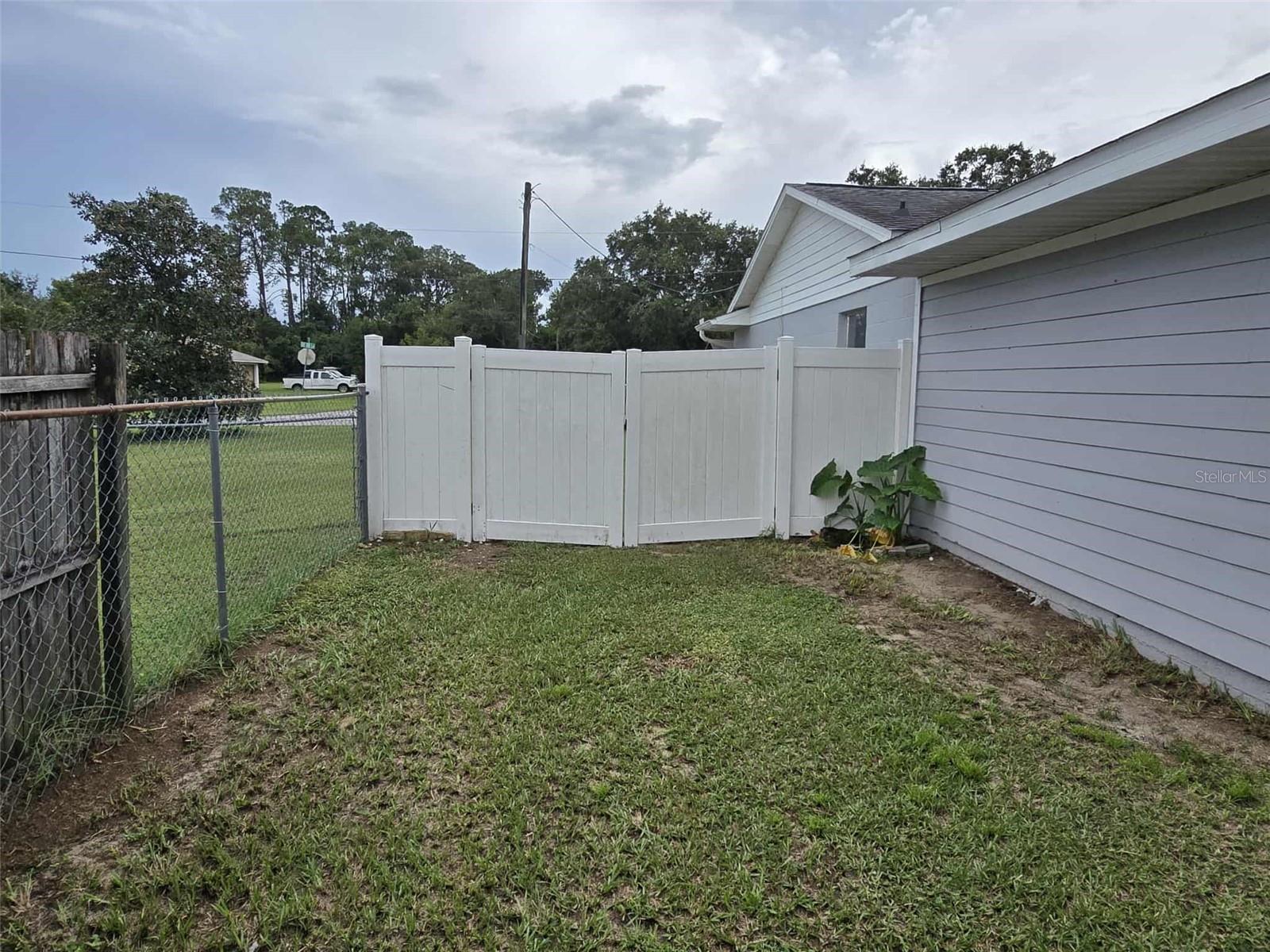 Image 6 of 21 For 9445 119th Lane