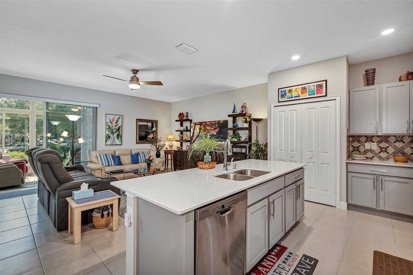 Image 15 of 49 For 27203 White Plains Way