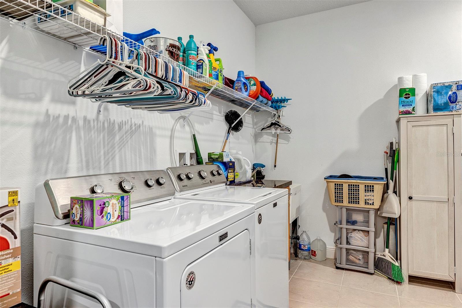 Image 24 of 49 For 27203 White Plains Way