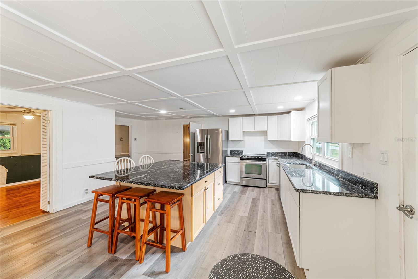 Image 16 of 56 For 15815 84th Avenue