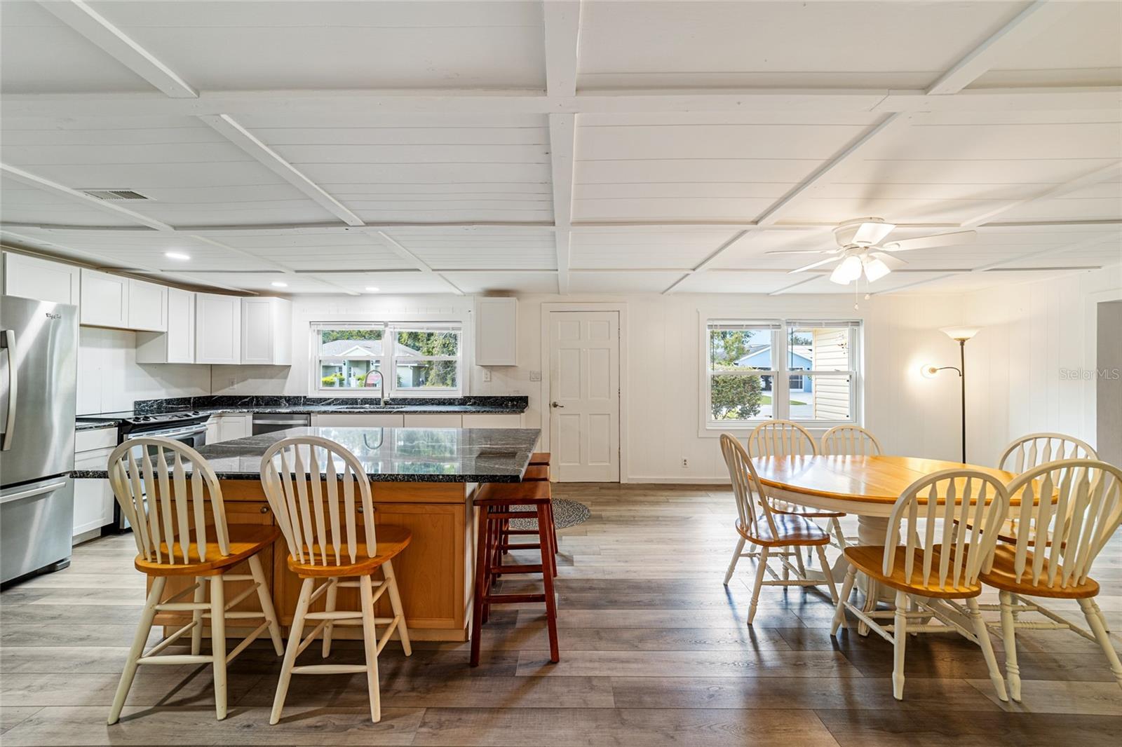 Image 17 of 56 For 15815 84th Avenue