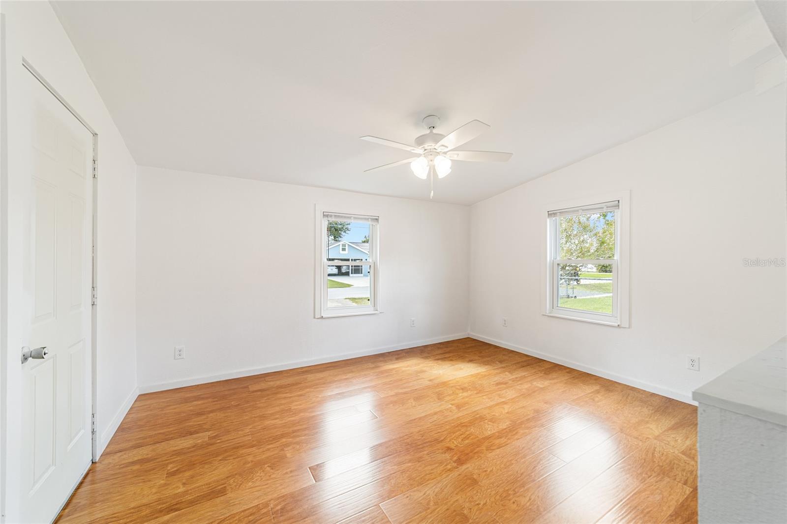 Image 30 of 56 For 15815 84th Avenue