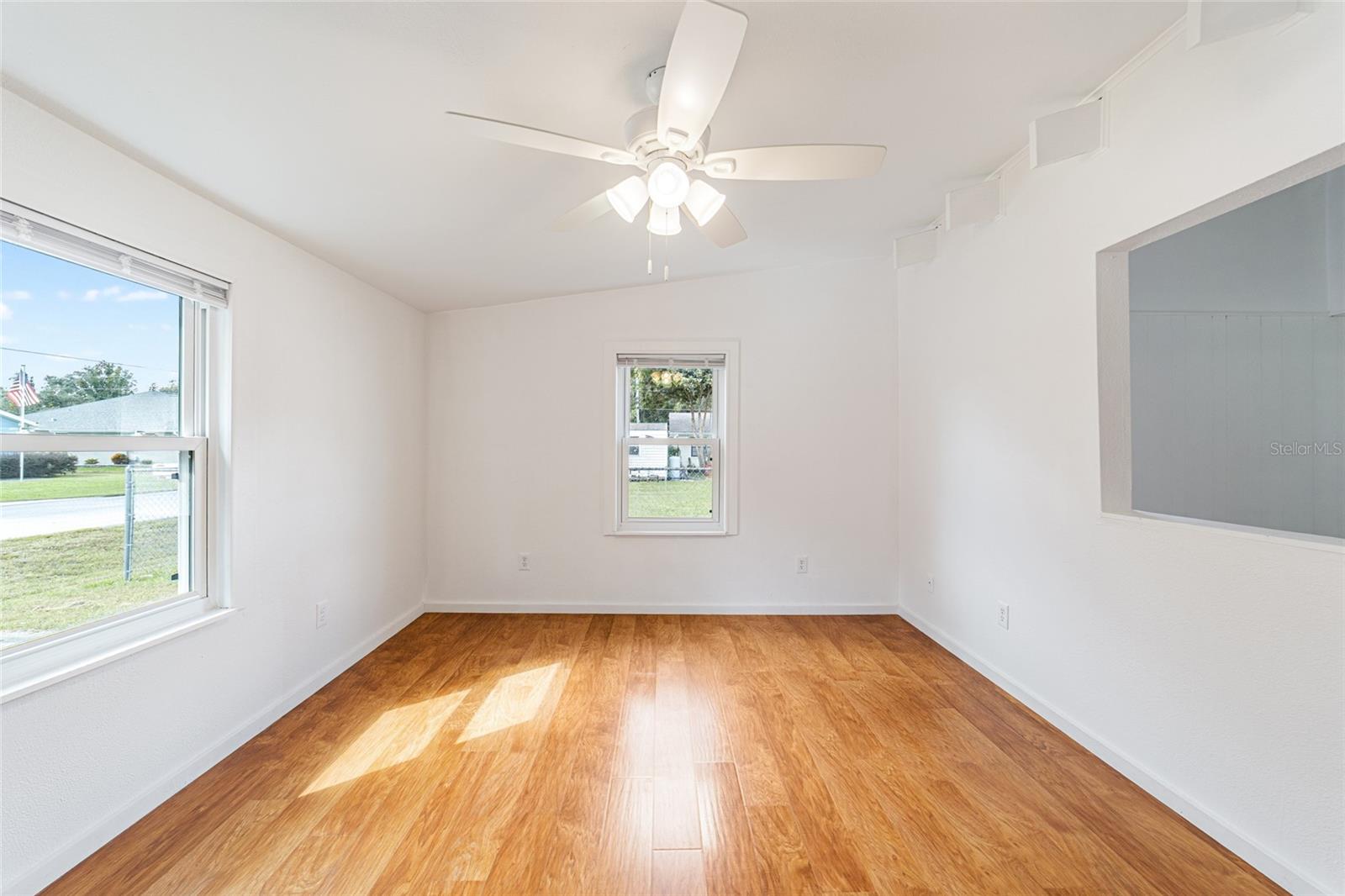 Image 33 of 56 For 15815 84th Avenue