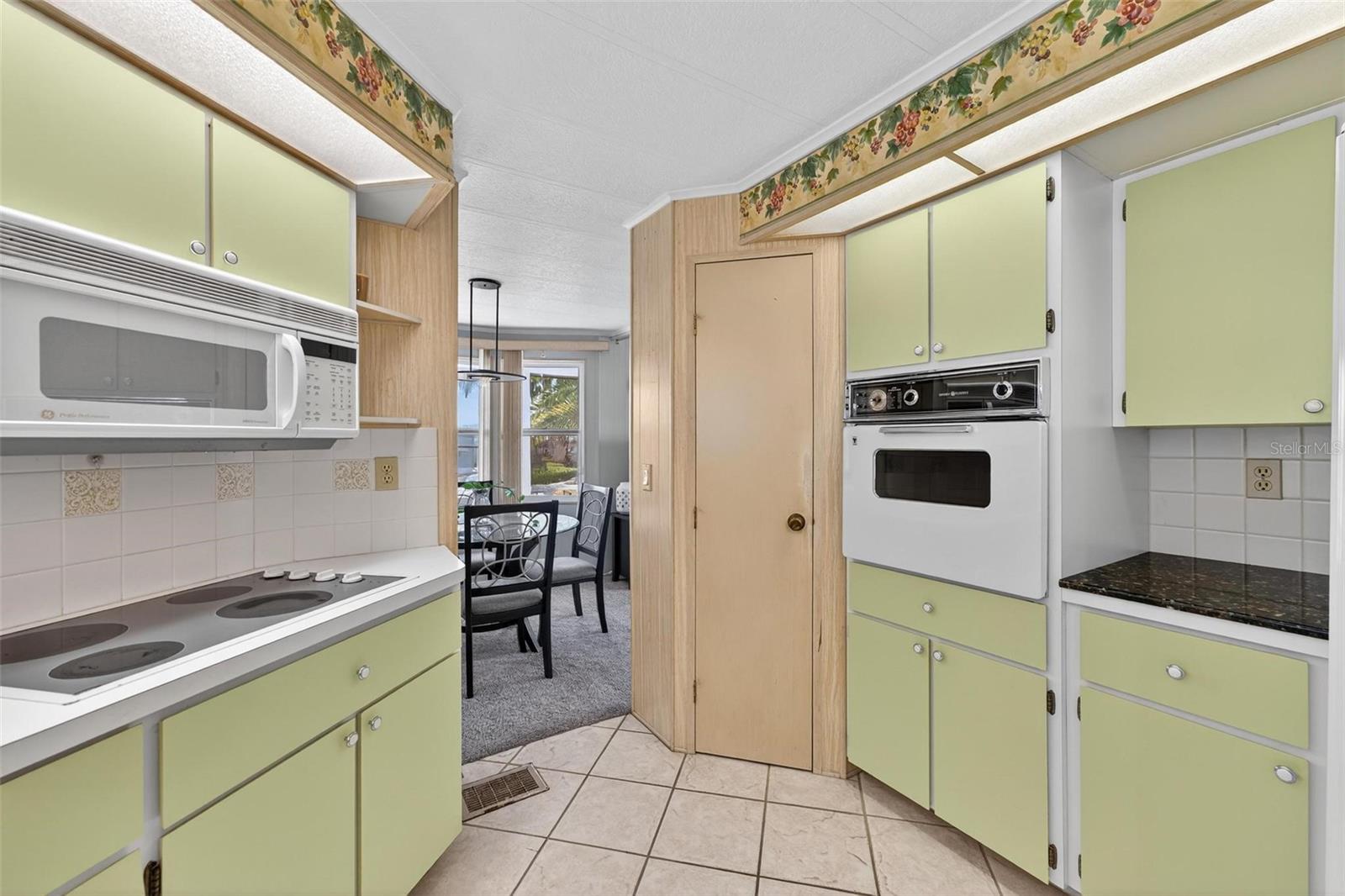 Image 23 of 69 For 1004 Todd Way