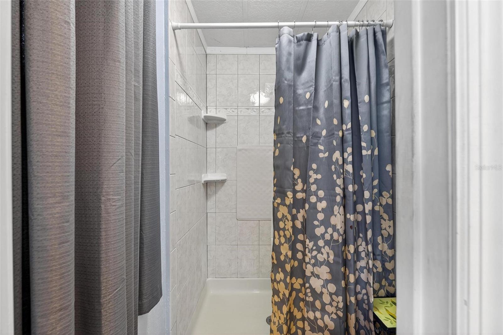 Image 28 of 69 For 1004 Todd Way