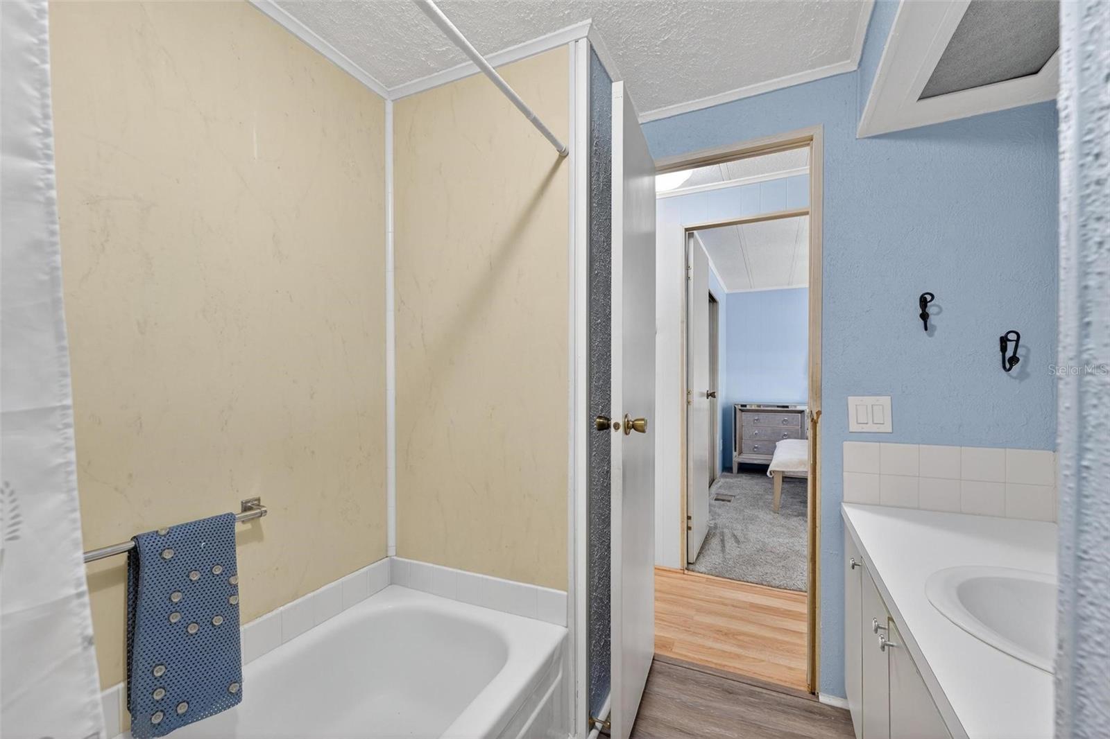 Image 35 of 69 For 1004 Todd Way