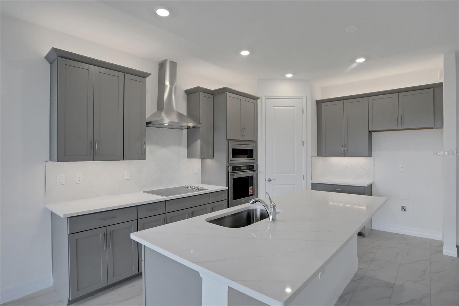 Image 9 of 24 For 13452 Turnleaf Boulevard