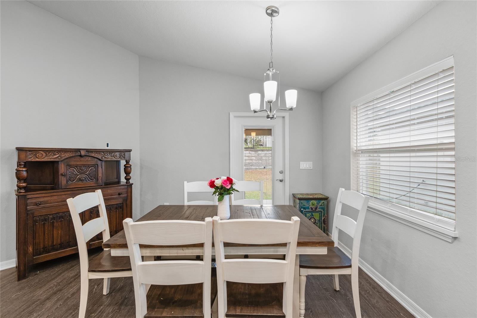 Image 10 of 25 For 2311 Sunset Way