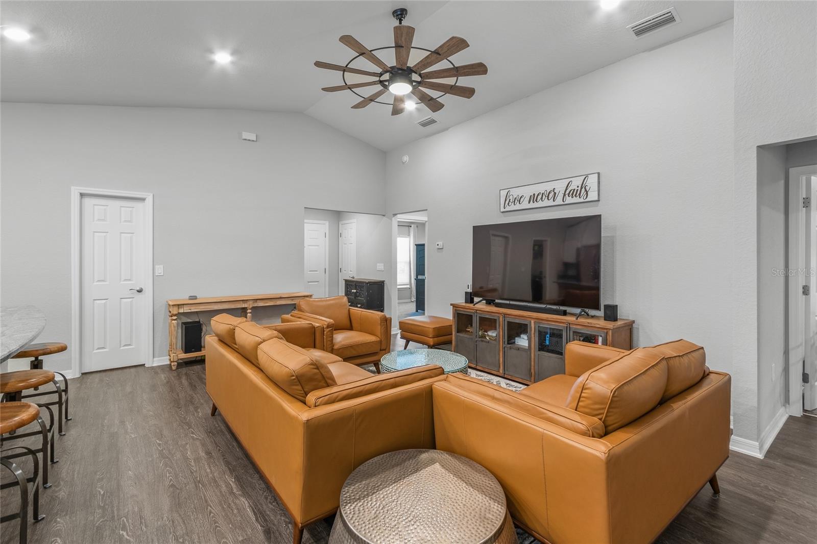 Image 9 of 25 For 2311 Sunset Way