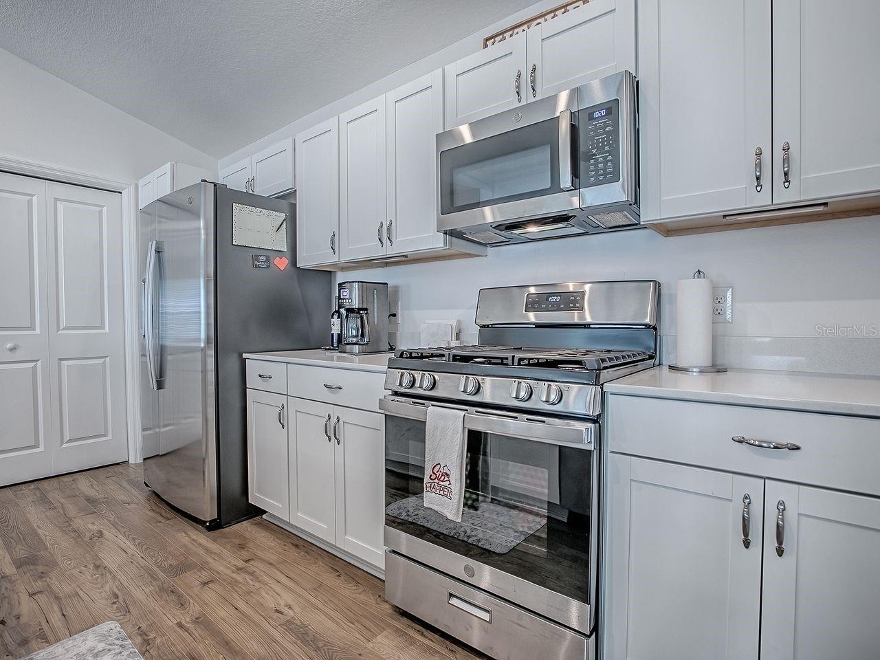 Image 19 of 47 For 7891 Loree Way