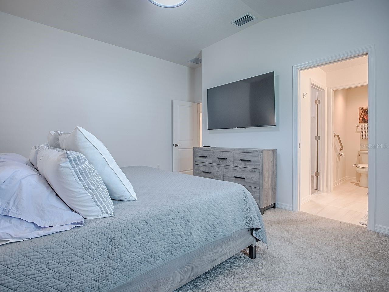 Image 26 of 47 For 7891 Loree Way