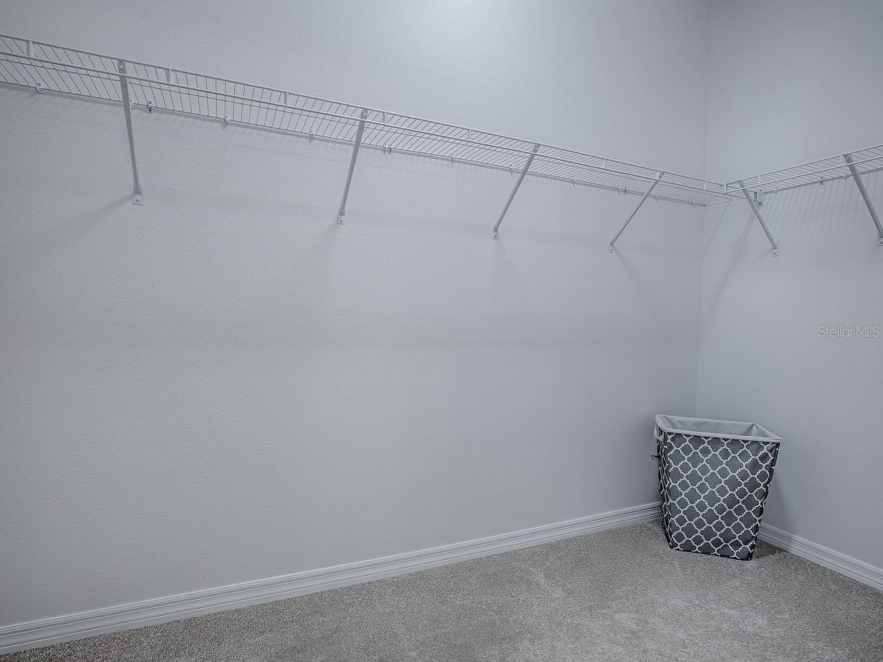 Image 27 of 47 For 7891 Loree Way