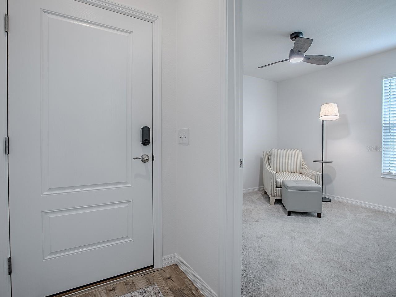 Image 3 of 47 For 7891 Loree Way