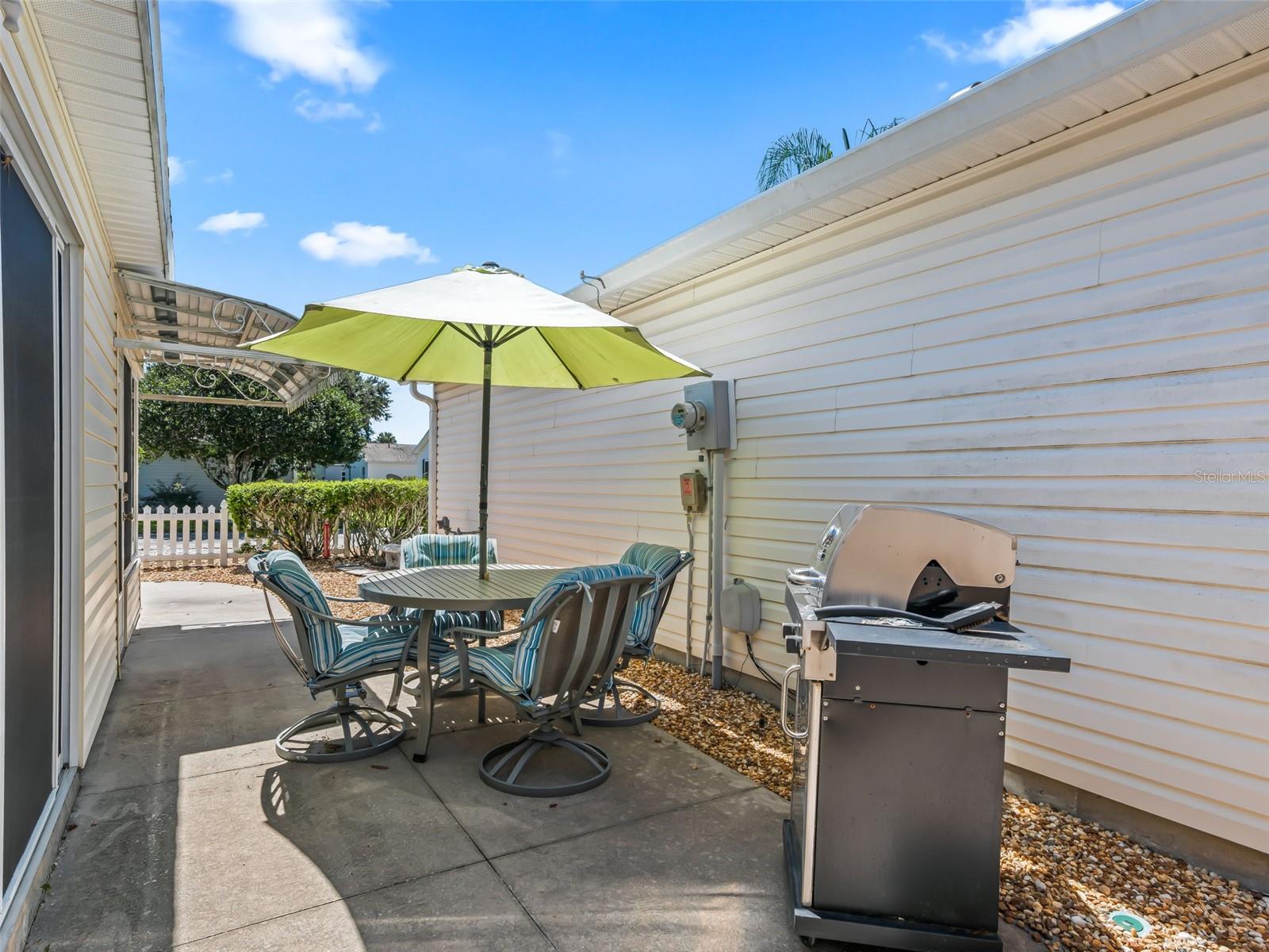 Image 22 of 27 For 1717 Campos Drive