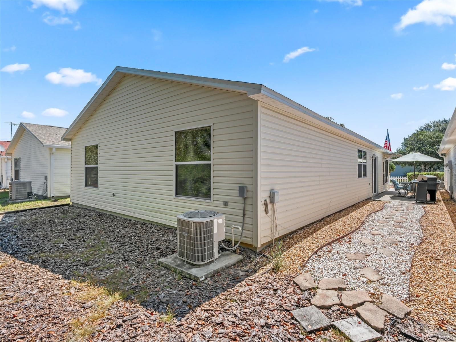 Image 23 of 27 For 1717 Campos Drive