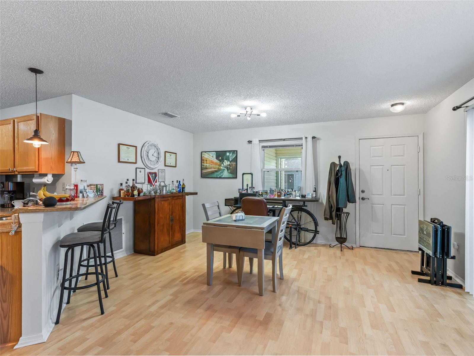 Image 6 of 27 For 1717 Campos Drive