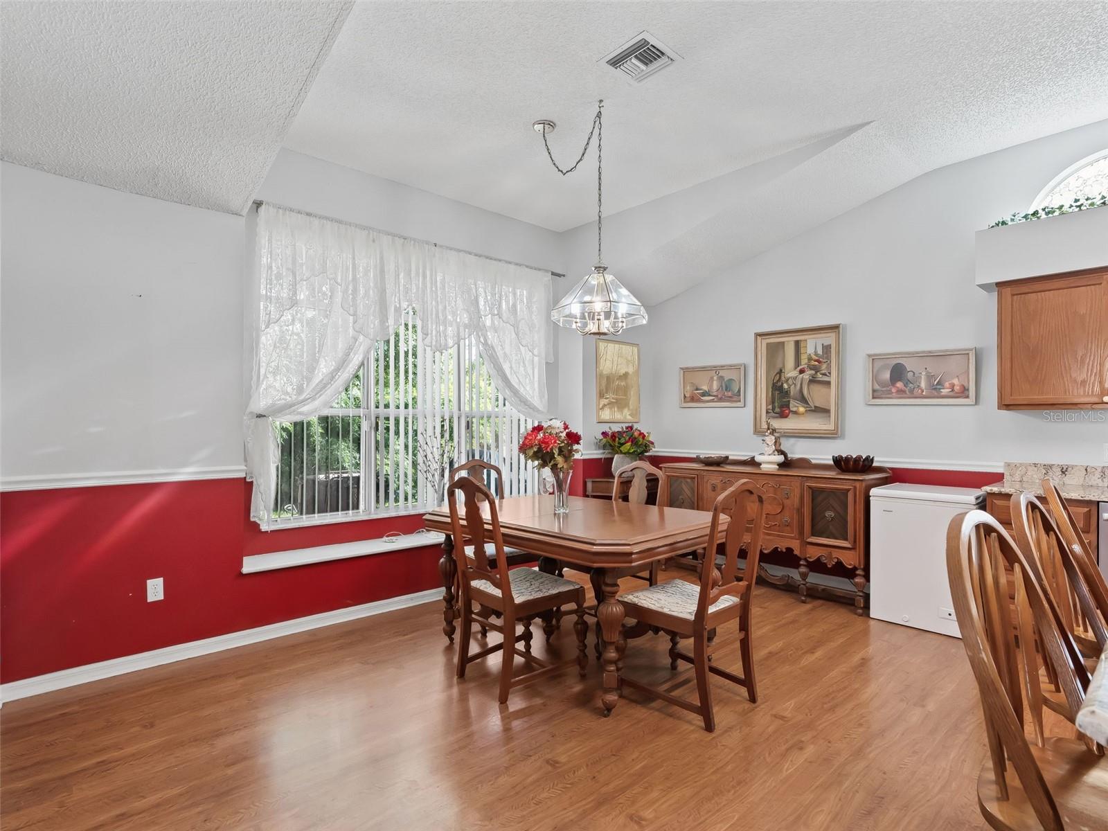 Image 12 of 32 For 1505 Lavaca Lane