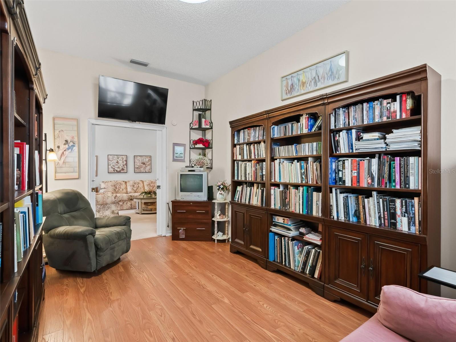 Image 21 of 32 For 1505 Lavaca Lane