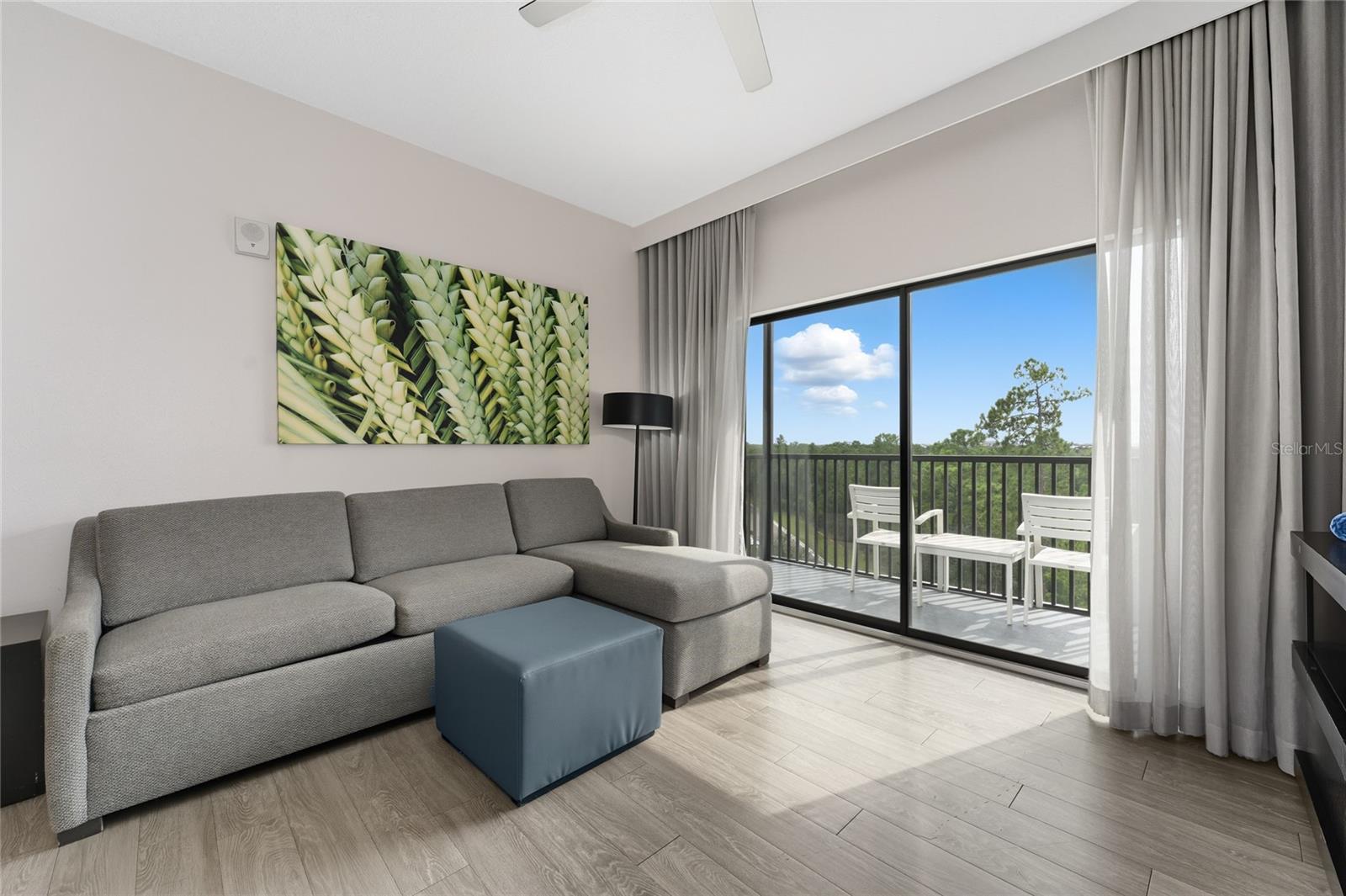 Image 8 of 35 For 14501 Grove Resort Avenue 2528