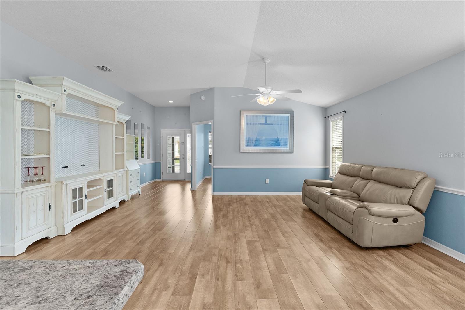 Image 10 of 51 For 3818 Infinity Run