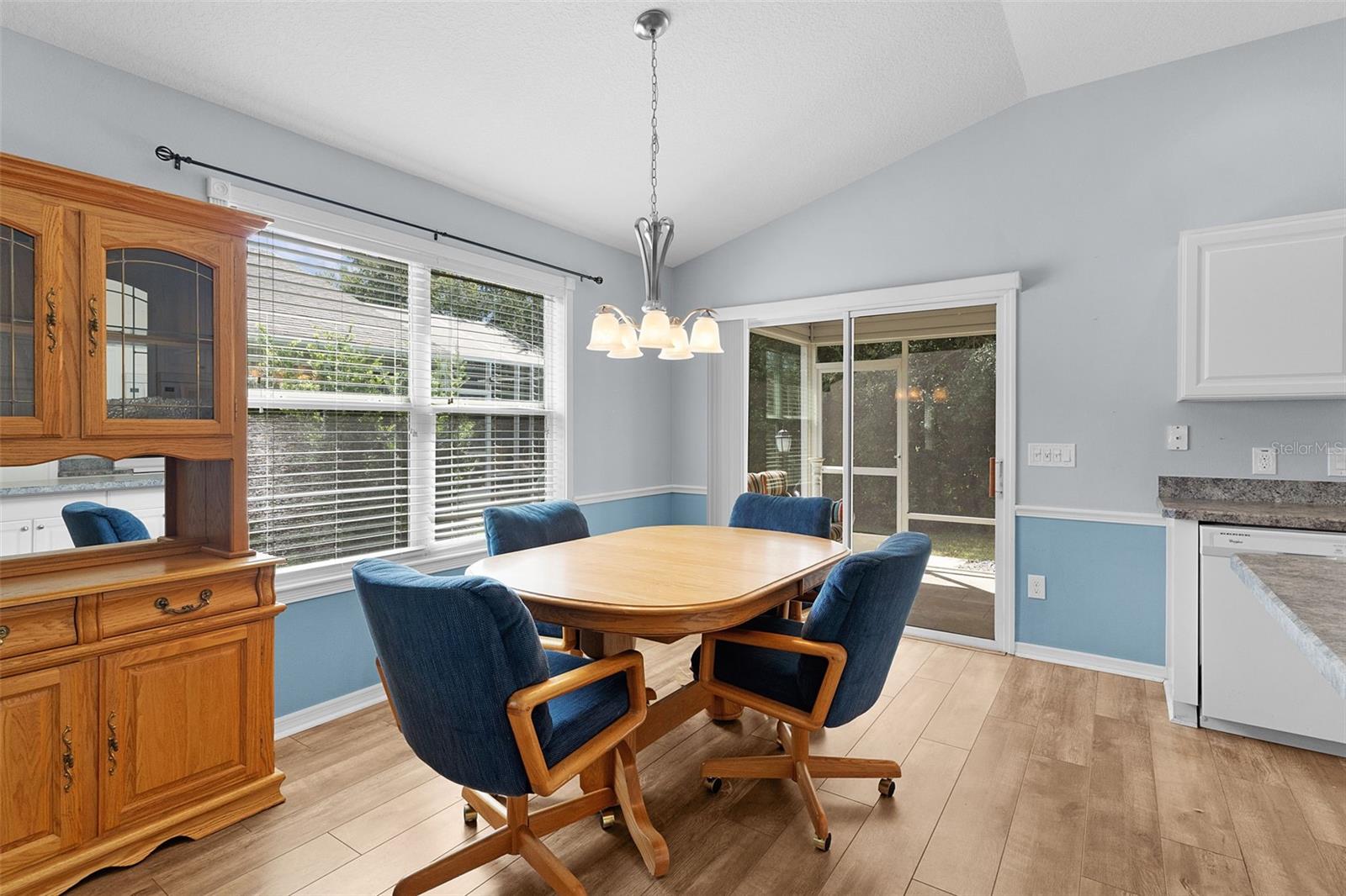 Image 15 of 51 For 3818 Infinity Run