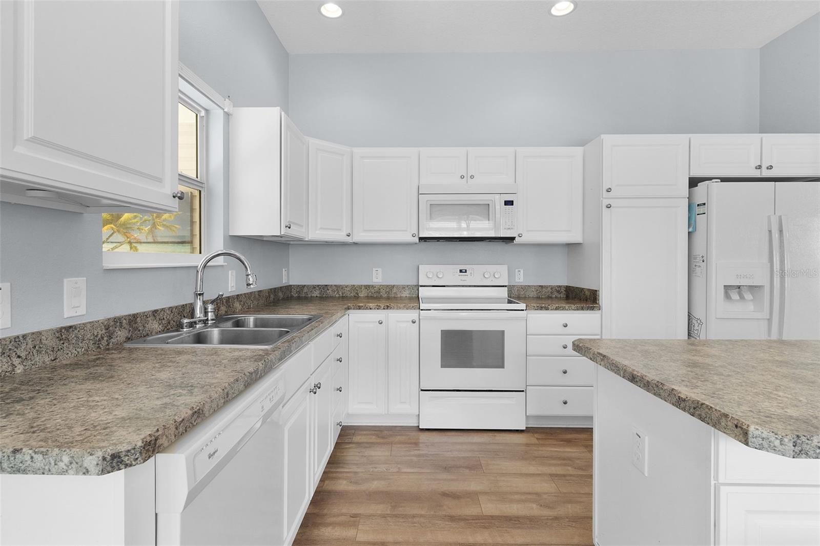 Image 17 of 51 For 3818 Infinity Run