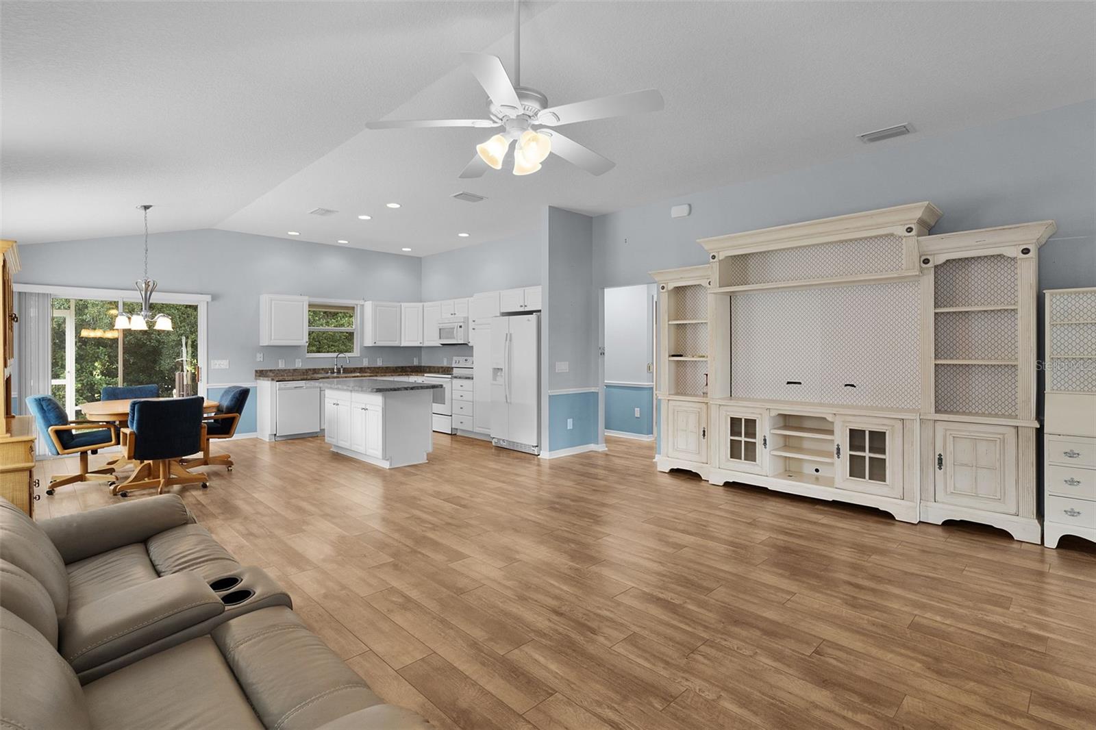 Image 8 of 51 For 3818 Infinity Run