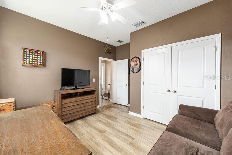 Image 29 of 47 For 5077 16th Street