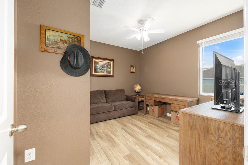 Image 31 of 47 For 5077 16th Street
