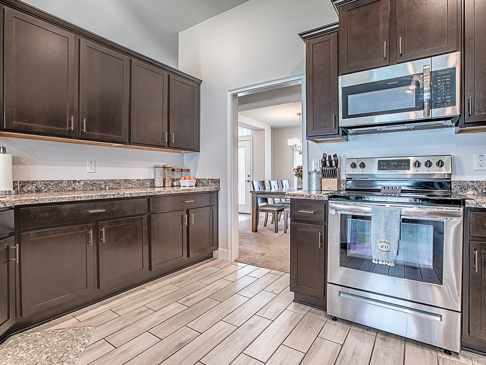 Image 10 of 38 For 9312 162nd Place