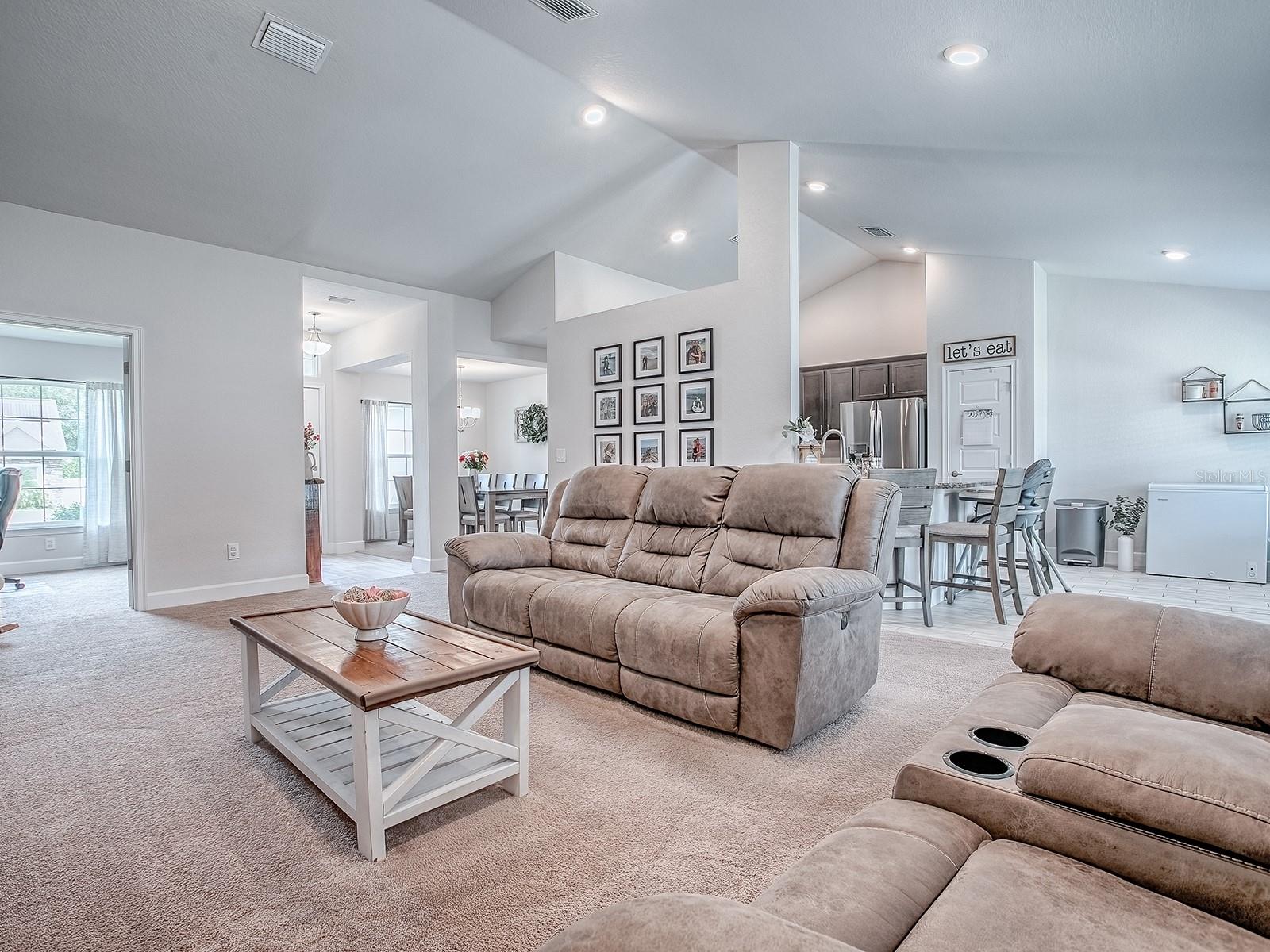 Image 6 of 38 For 9312 162nd Place