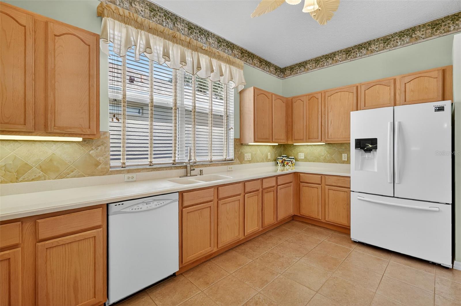 Image 18 of 49 For 5413 Barnwell Court