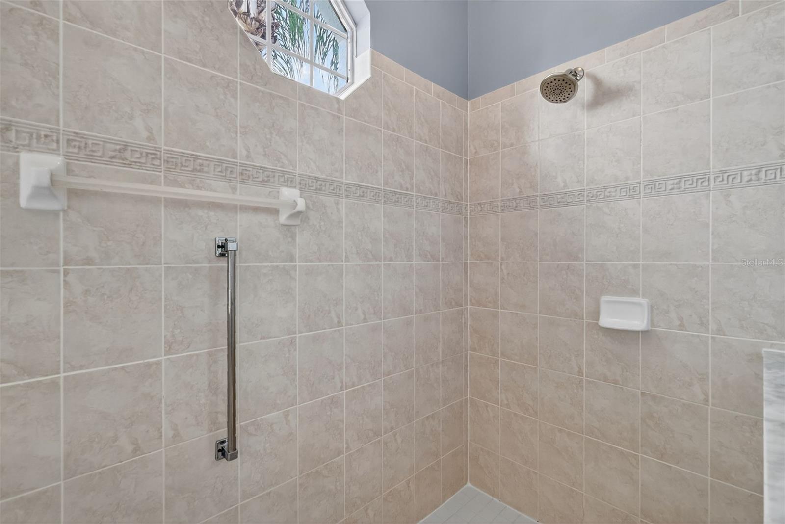 Image 24 of 49 For 5413 Barnwell Court