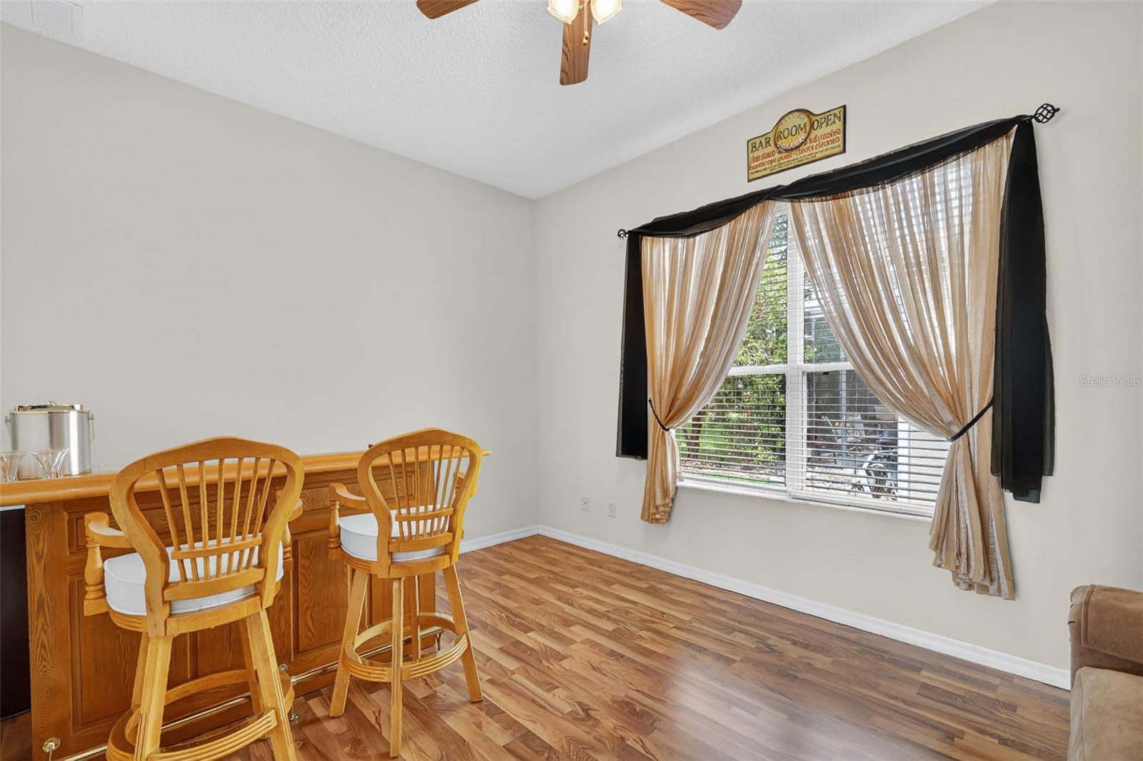 Image 25 of 49 For 5413 Barnwell Court
