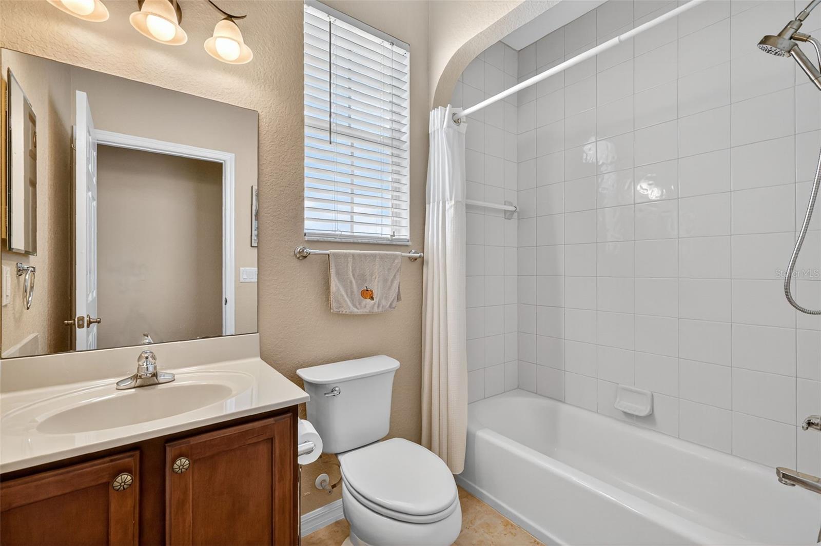 Listing photo id 20 for 12103 176th Loop