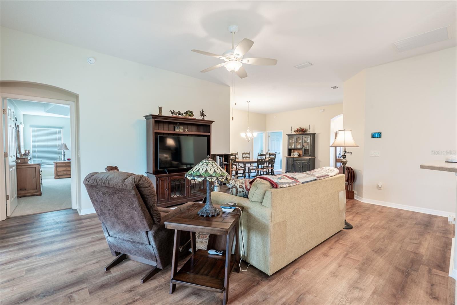 Image 4 of 59 For 3009 Olenda Drive