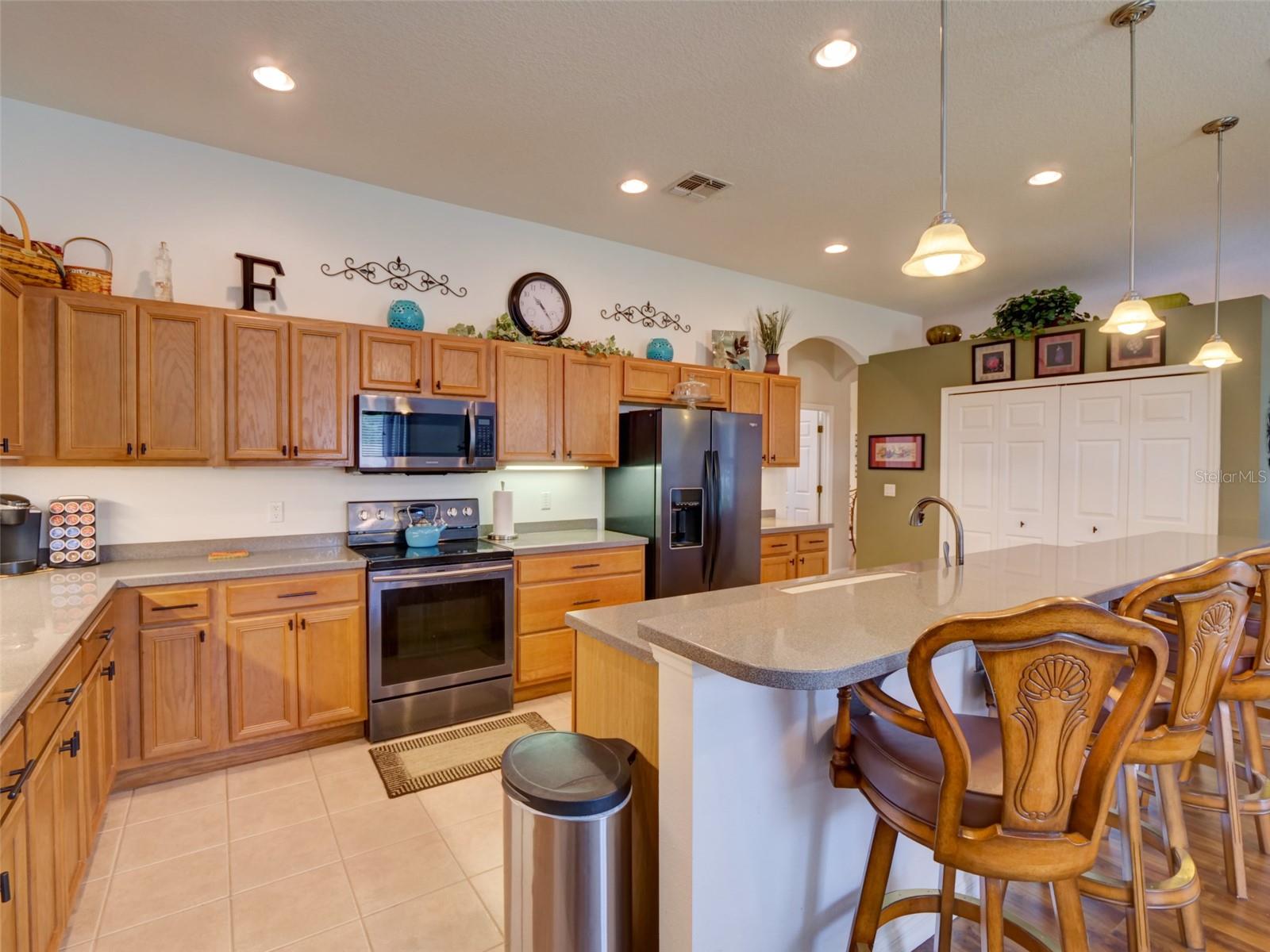 Image 10 of 23 For 25301 Forest Oak Court