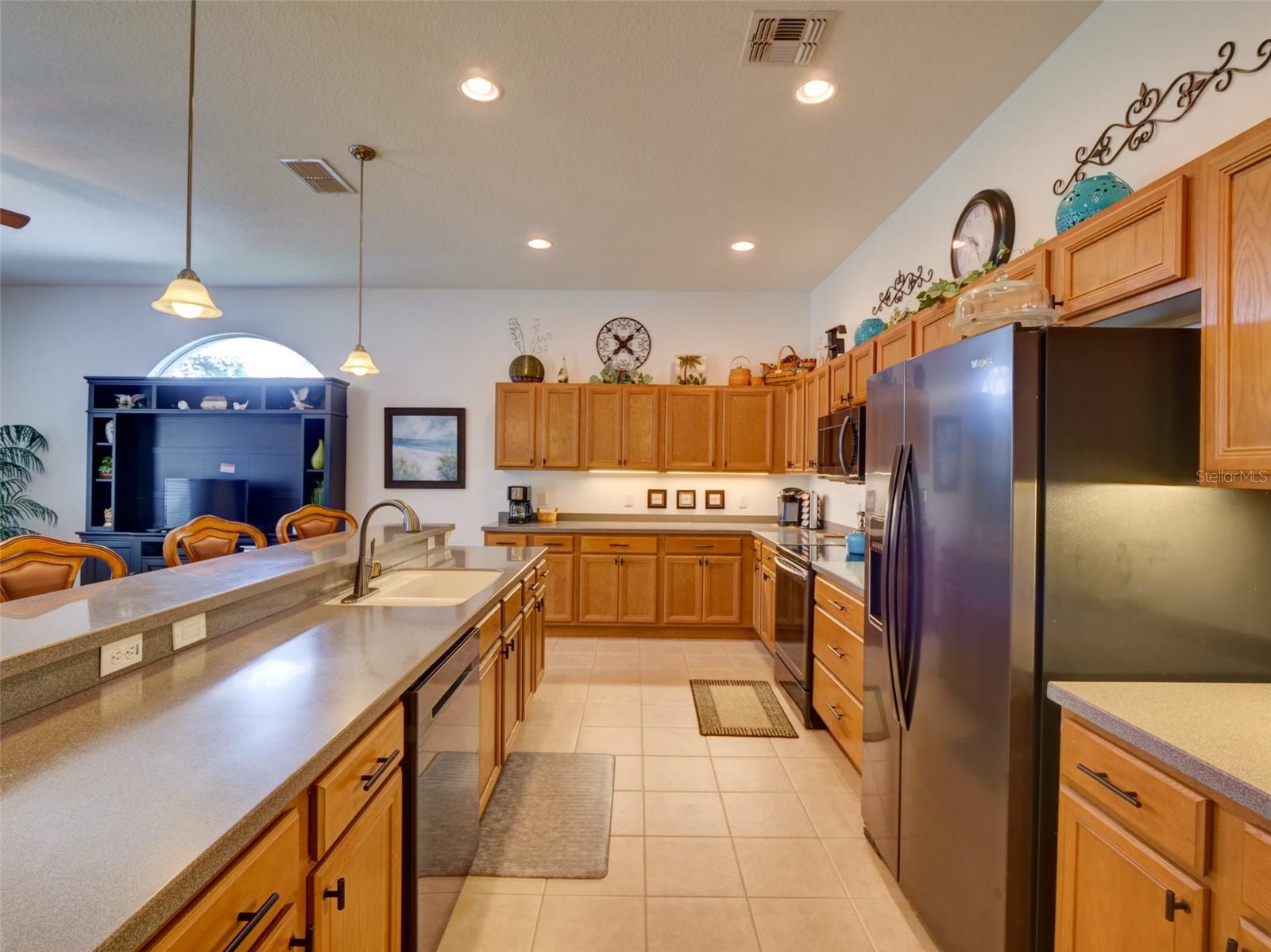 Image 9 of 23 For 25301 Forest Oak Court