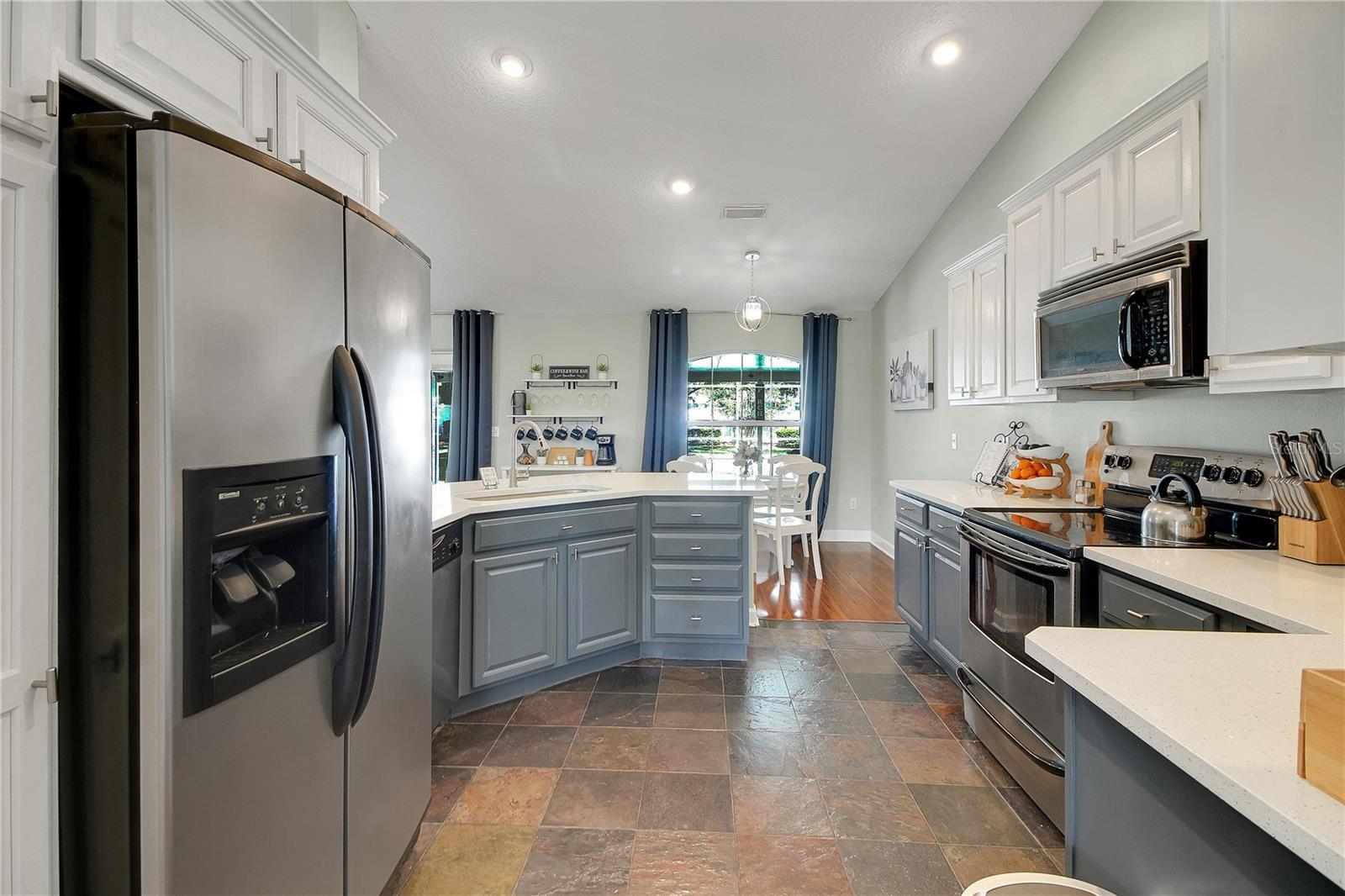 Image 21 of 48 For 4133 Williams Street
