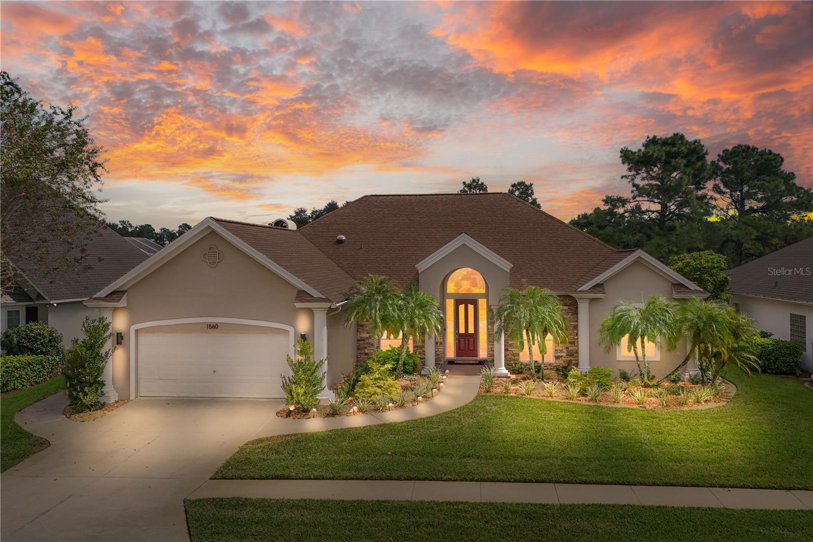 Details for 1560 Edgewater Drive, MOUNT DORA, FL 32757