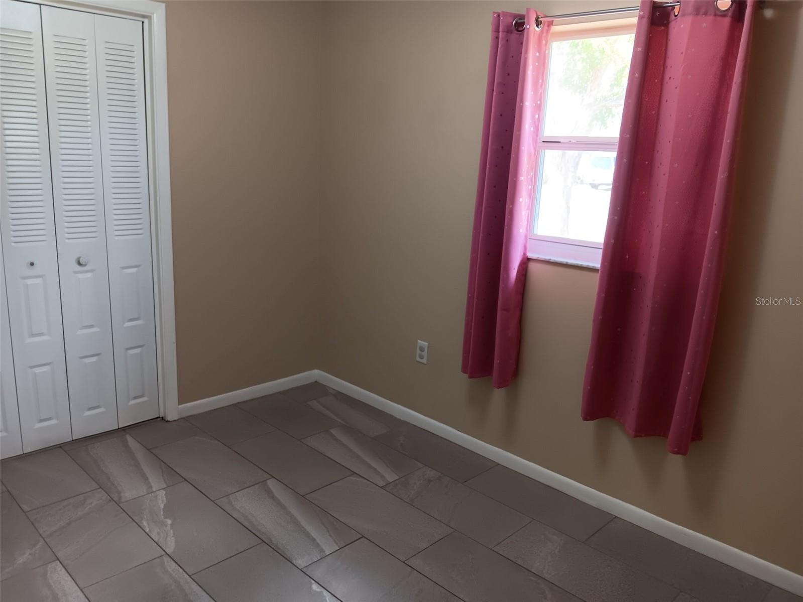 Image 16 of 17 For 10024 Shademoor Drive