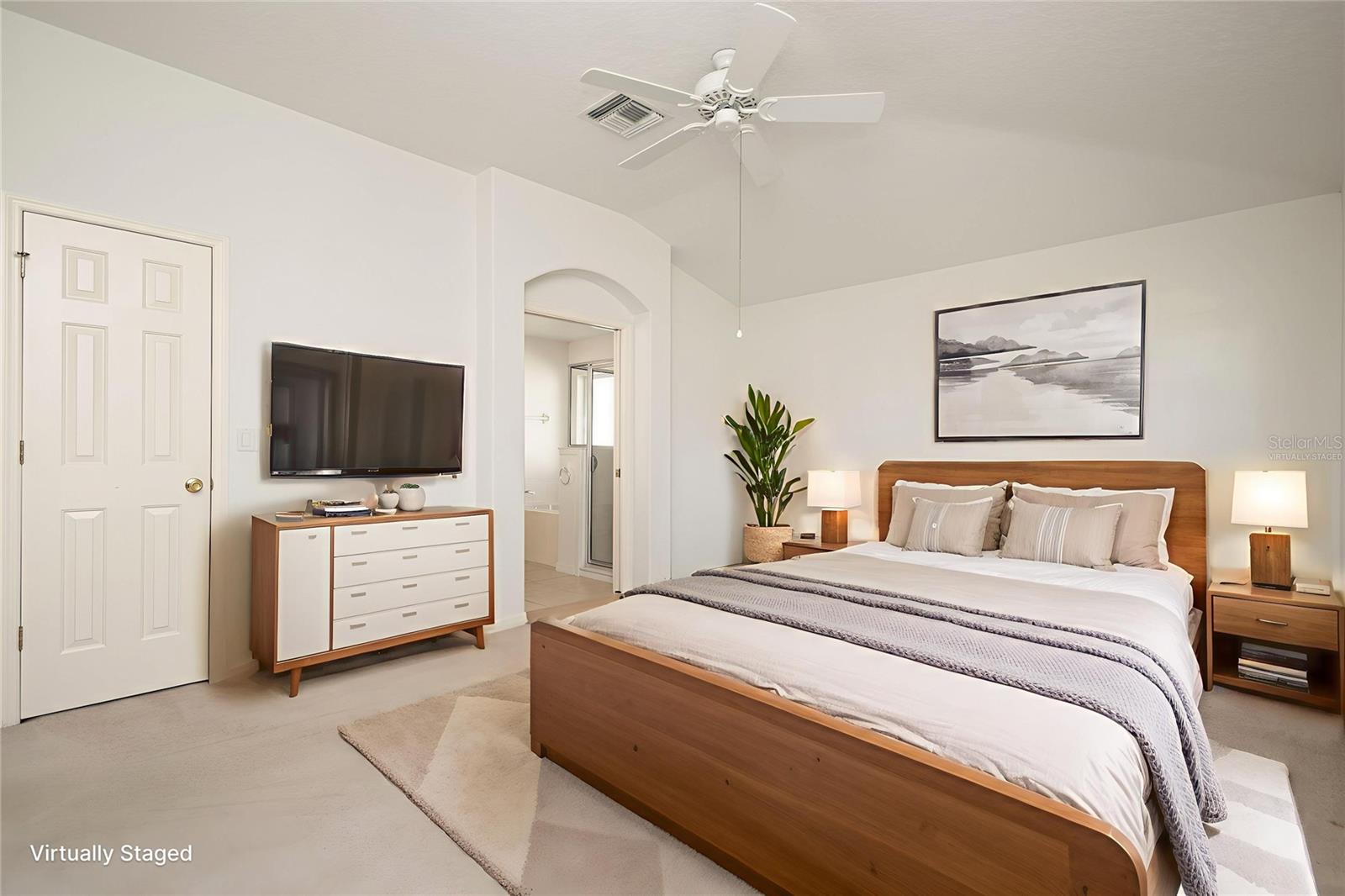 Image 11 of 52 For 5313 Treasure View Way