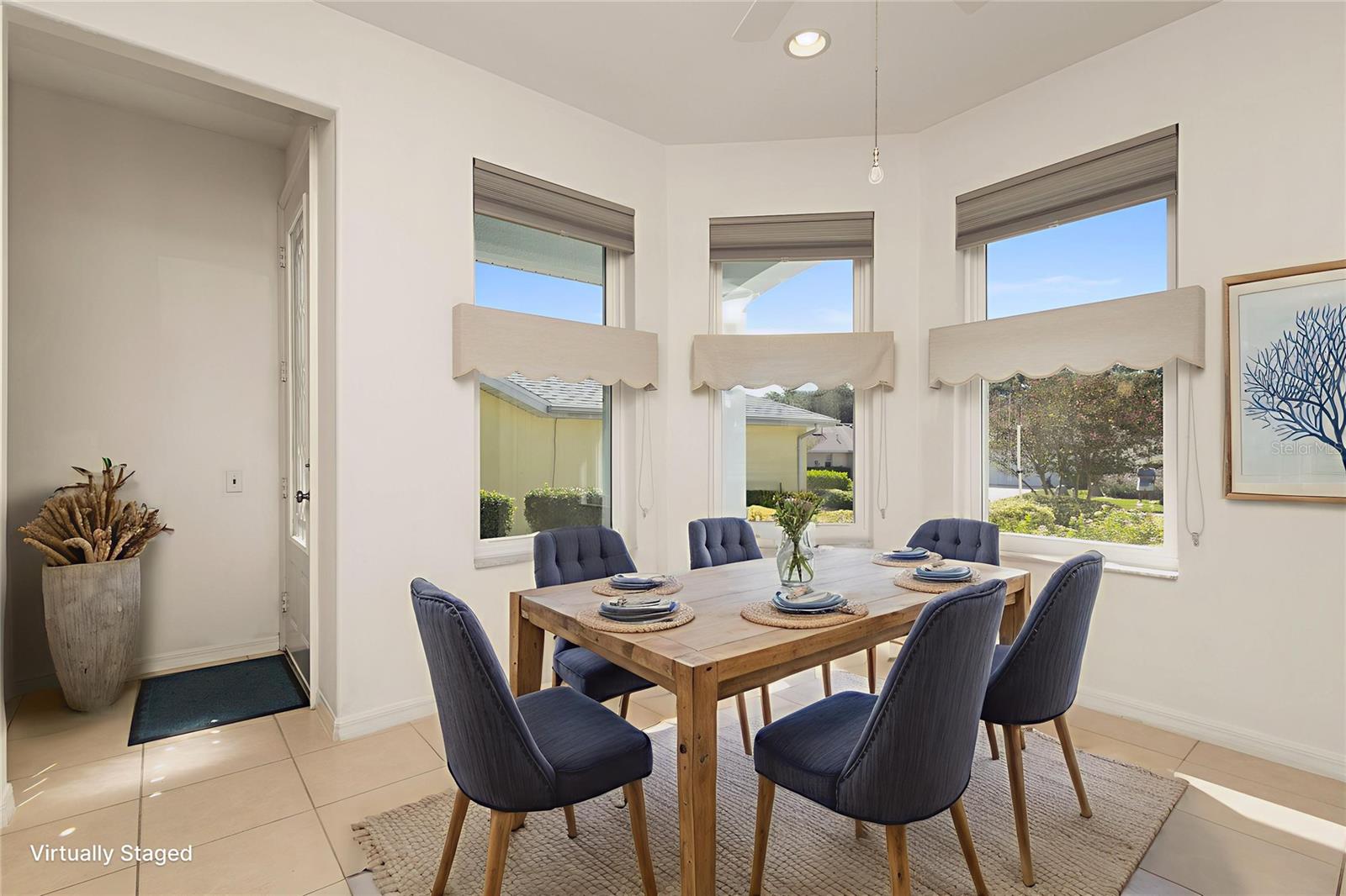 Image 8 of 52 For 5313 Treasure View Way