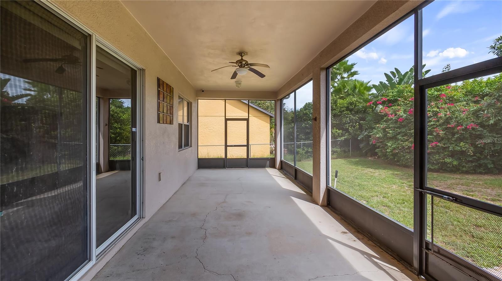 Image 32 of 41 For 950 Willow Oak Loop