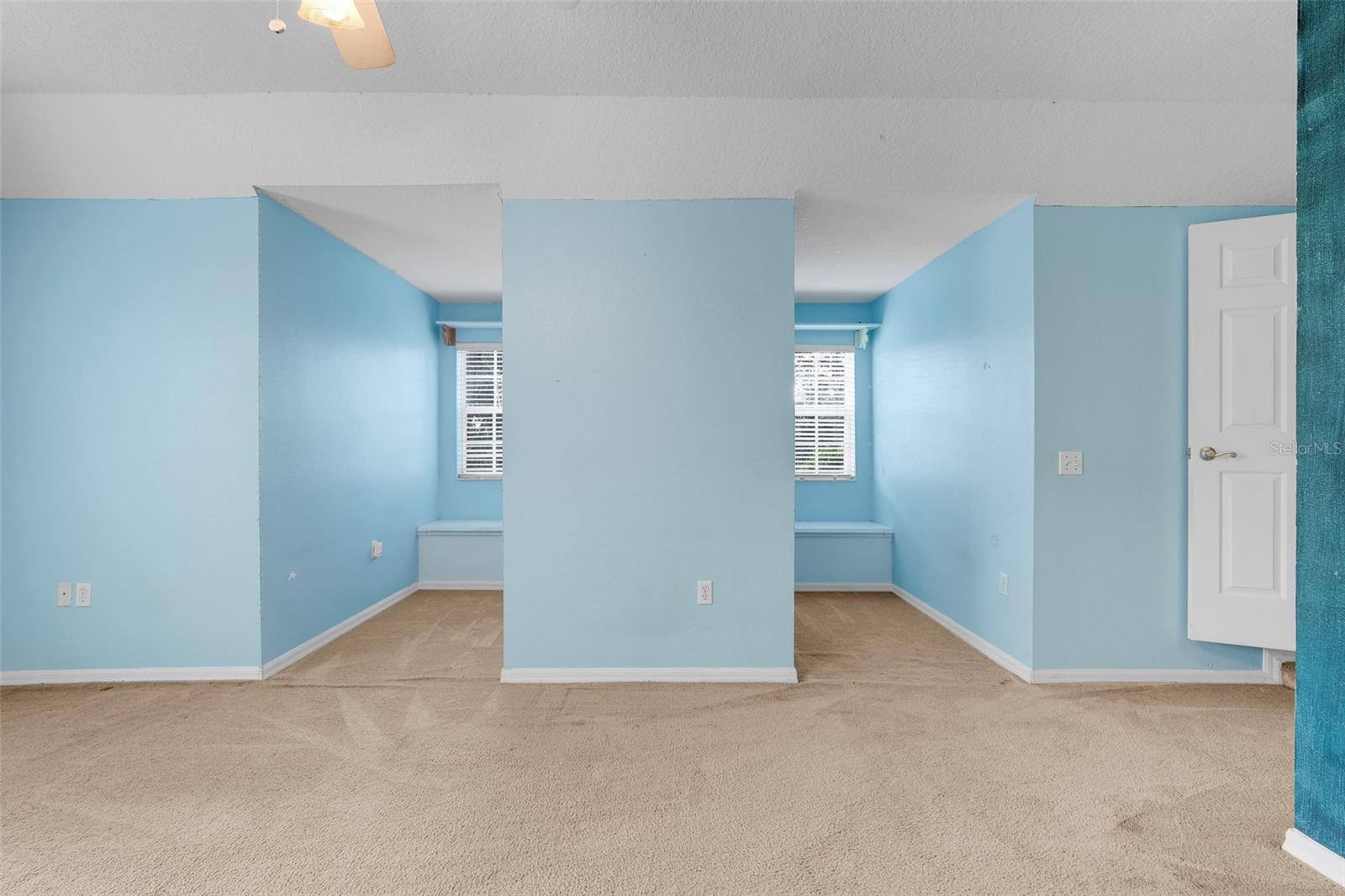 Image 37 of 45 For 418 Courtlea Oaks Boulevard
