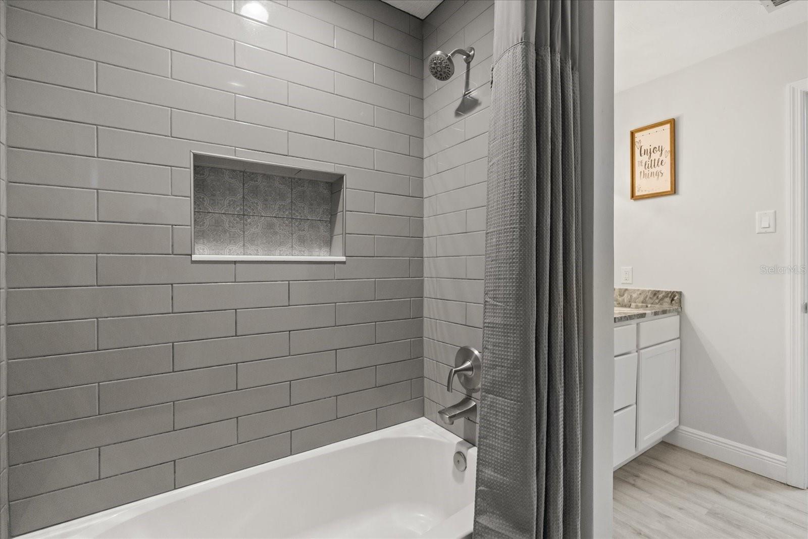 Image 29 of 43 For 1210 Caroline Street