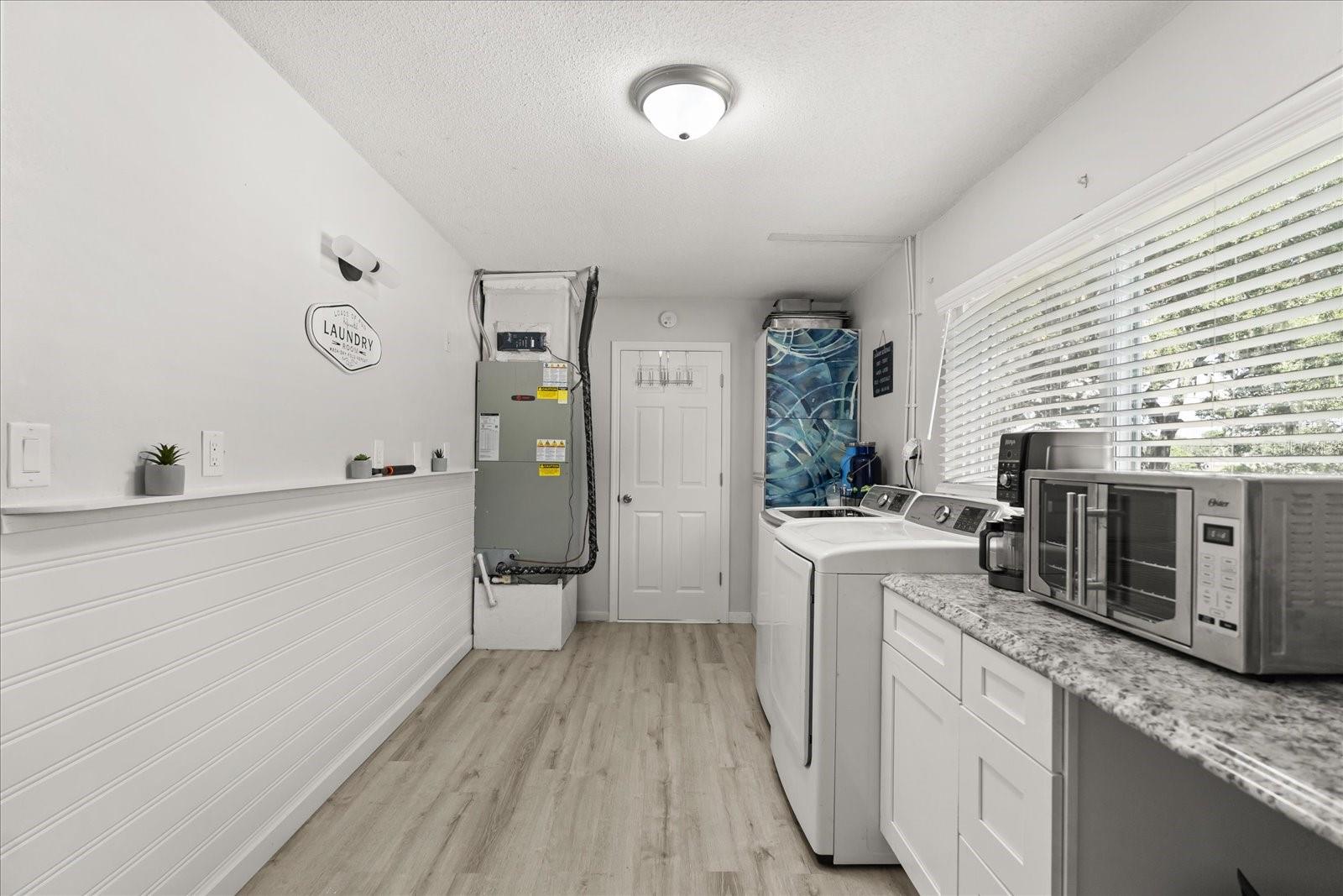 Image 33 of 43 For 1210 Caroline Street