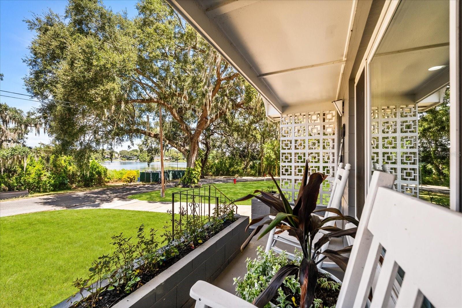 Image 4 of 43 For 1210 Caroline Street